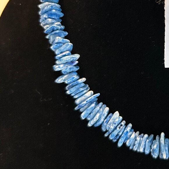 18" Blue Hawaiian Puka Necklace - Unisex - Picture 6 of 8